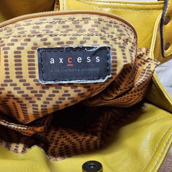 AXCESS LIZ CLAIBORNE LARGE MUSTARD FAUX LEATHER HOBO PURSE-SHOULDER BAG L@@K!! - Picture 3 of 14